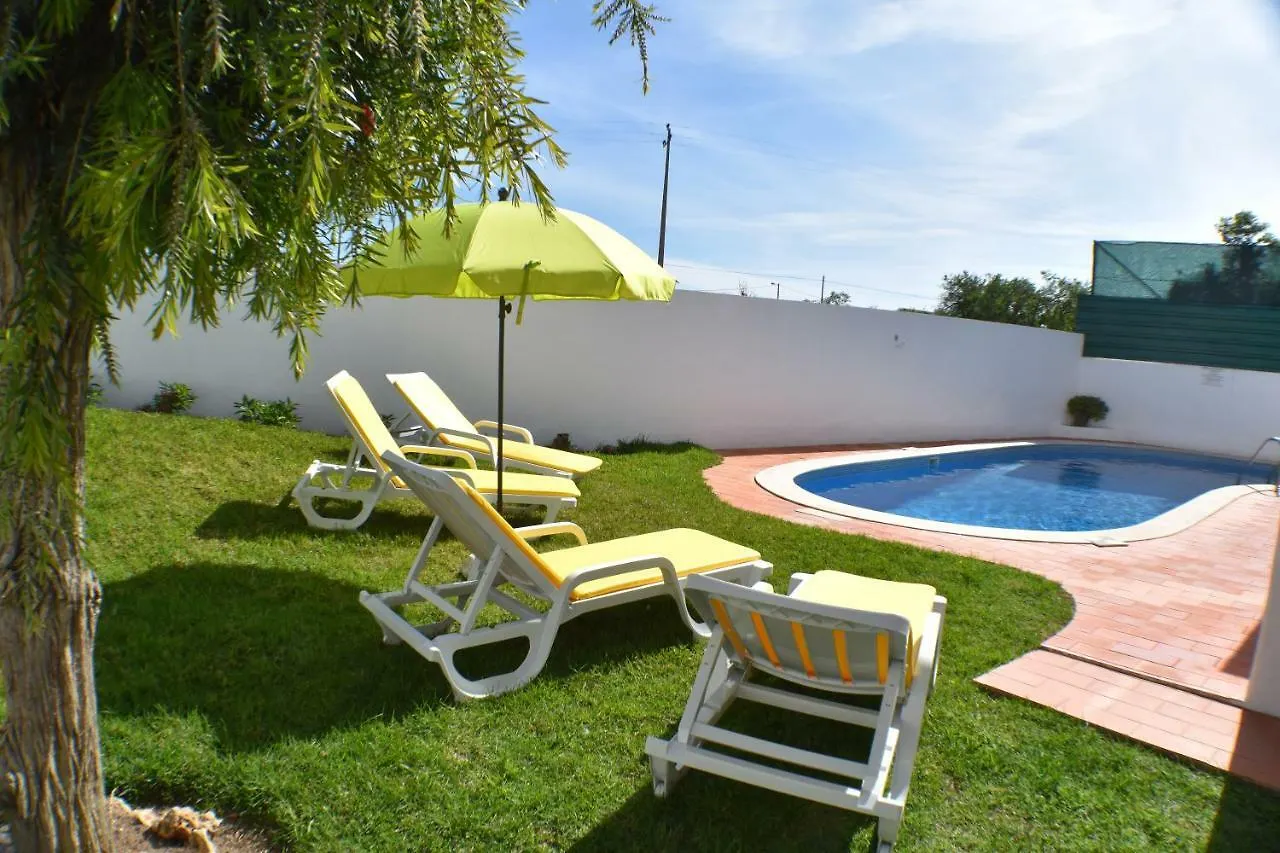 Villa Amendoeira-Pool Heated - By Algarkasa Guia Nyaraló